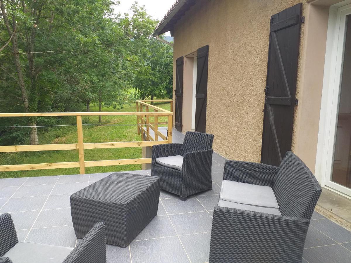 Belle Maison Proche De La Ville Et Du Lac Belcaire Exteriör bild